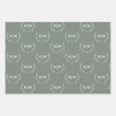 セージ緑と白 | イニシャルモダンモノグラム ラッピングペーパーシート (正面)