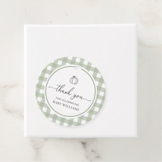 セージ緑のギンガムカボチャ赤ちゃんシャワー フェイバータグ (インサイチュ)