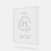 セージ緑のクレストモノグラム結婚のテーブル番号 アクリルサイン (傾斜)