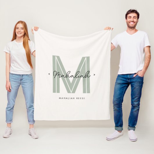 セージ緑のスクリプト名モノグラム フリースブランケット (インサイチュ)