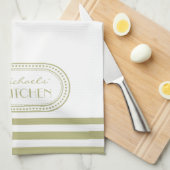 セージ緑のスポーティストライプパタンモノグラム キッチンタオル (四つ折り)