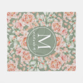 セージ緑のフローラ水色バラパターンモノグラム フリースブランケット (正面(横))