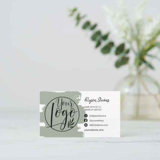 セージ緑のブラシの髪のメイクアップフォトロゴqrコード 名刺 (スタンド正面)