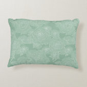 セージ緑のベッドルームベッドトレンディーフローラルパターン アクセントクッション (裏面)