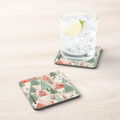 セージ緑のライトピンクパインコーン屋根と木 コースター (右側)