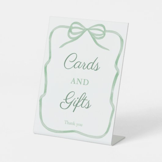 セージ緑の弓カードとギフトブライダルシャワー8x10 台座サイン (正面)
