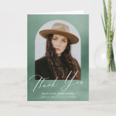 セージ緑の水の色のアーチ写真卒業 サンキューカード (正面)