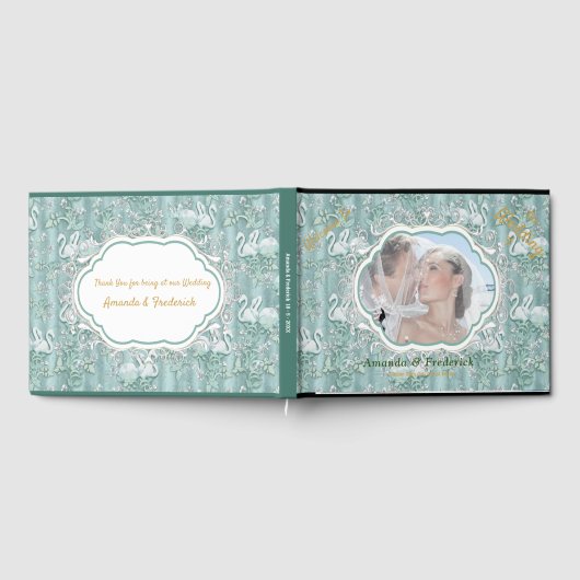 セージ緑の絹のカーテンとフラミンゴスの花 ゲストブック (全面)