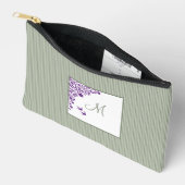 セージ緑ストライプ紫フローラスクリプトモノグラム アクセサリーポーチ (見開き)