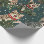 セーターでオクリスマスツリーを歌う子猫 ラッピングペーパー (角)