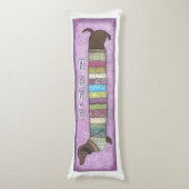 セーターのダックスフント- Doxieのおもしろいな枕 ボディピロー (正面縦)