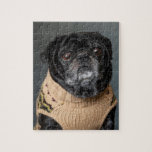 セーターを着たかわいい黒いパグ ジグソーパズル<br><div class="desc">セーターを着た可愛らしい黒いパグ犬</div>