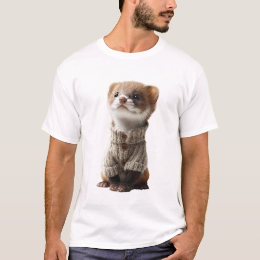 セーターを着たイタチのかわいい姿 Tシャツ (正面)