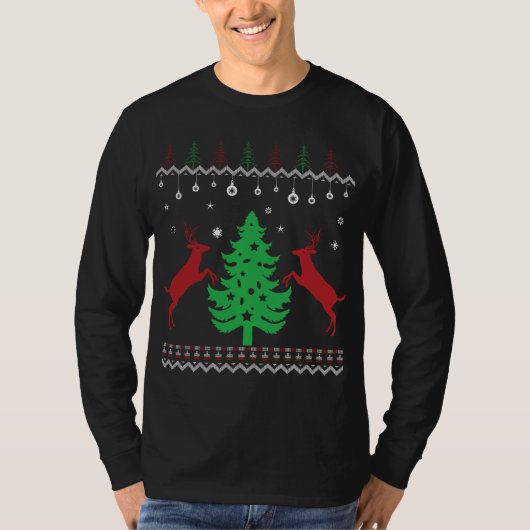セーターを着たクラシックな醜いクリスマスツリー Tシャツ (正面)