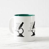 セービングはマグ住んでいます ツートーンマグカップ (正面左)