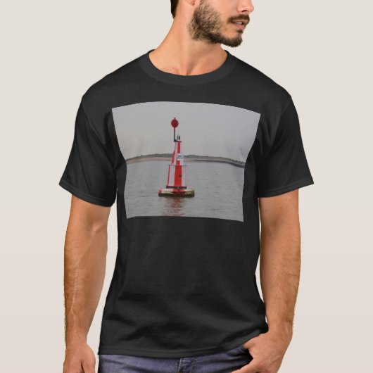 セーフチャンネルブイ リバー・クラウチ Tシャツ (正面)