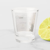 セーリングボートフラワーズビーチ結婚式 ショットグラス (裏面)