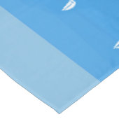 セーリングボート深いブルーシー – レガッタセーリングボート テーブルクロス (アングル)