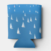 セーリングボート深いブルーシー – レガッタセーリングボート 缶クーラー (裏面)