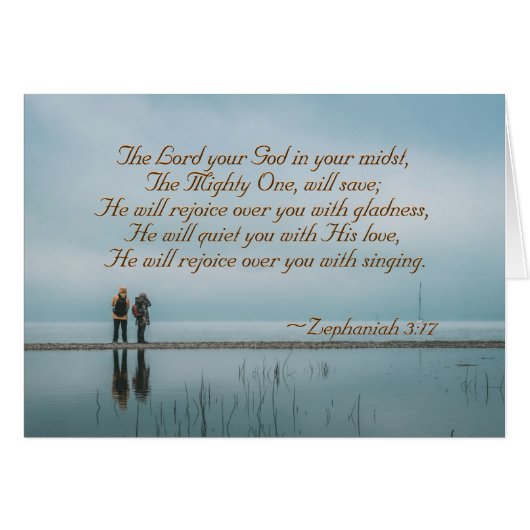 ゼファニヤ3彼は喜んであなた方のカードを渡す (正面横)