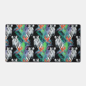 ゼブラとエキゾチックな花柄 デスクマット (正面)