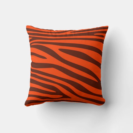ゼブラのオレンジと茶色のアニマルプリントの皮 クッション (裏面)