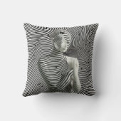 ゼブラの女性 クッション (裏面)