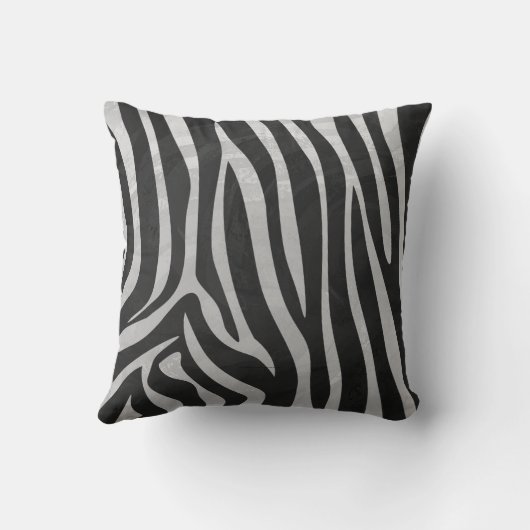 ゼブラブラックとライトグレーワイルドミー クッション (裏面)
