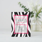 ゼブラプリント及びホットピンクファッション誕生日招待状 招待状 (スタンド正面)