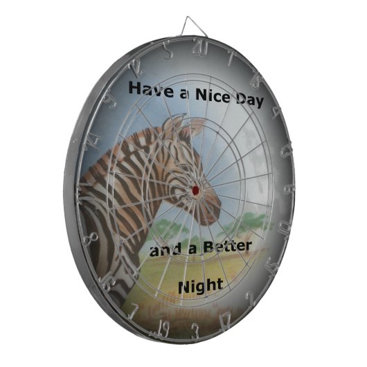 ゼブラポートレート、アンボセリ:サヴァンの精神 ダーツボード (正面左)