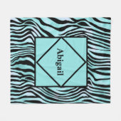 ゼブラモノグラムのプリントブラックとティール(緑がかった色)ターコイズ フリースブランケット (正面(横))