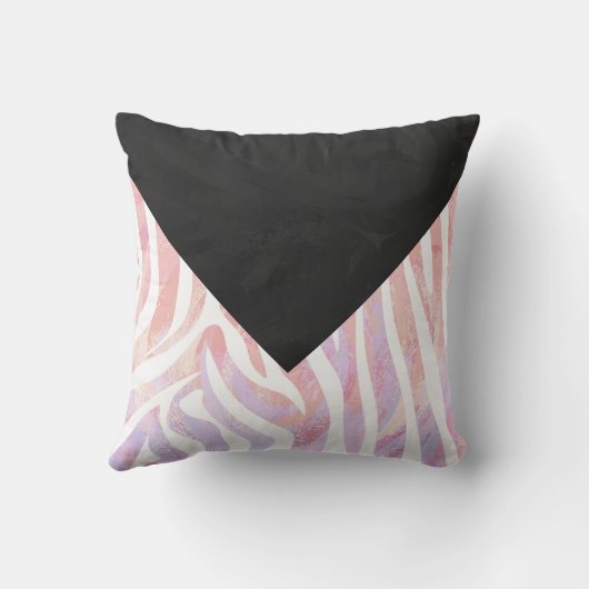 ゼブラモノグラムピンクと白 クッション (裏面)