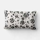 ゼブラ水玉模様ブラック&ライトグレー ランバークッション (裏面)