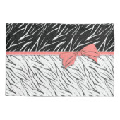 ゼブラ皮白黒タイガーレザーストライプピンク 枕カバー (裏面)