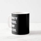 ゼレンスキー は英雄です。 コーヒーマグカップ (正面左)