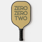 ゼロゼロツー スターティングスコアカスタム ピックルボールラケット (正面)