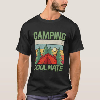 ソウルメイトキャンプのキャンプファイアキャンパーキャンプサイト Tシャツ