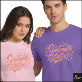 ソウルメイト ステータス ブラッシュスクリプト グランジ アート Tシャツ