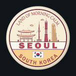 ソウル韓国市スカイラインエンブレム マグネット<br><div class="desc">韓国のモニュメントとランドマークを取り上げたソウルのミニマルなカラフルアートデザイン。</div>