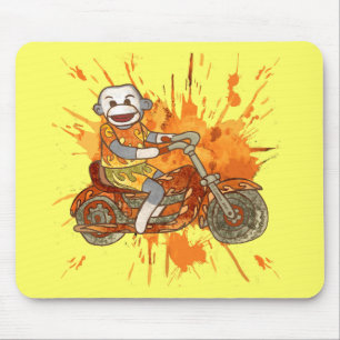 ソックモンキーバイクもしくは自転車に乗る人 マウスパッド