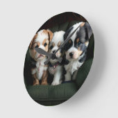 ソファすごいーにかわいい子犬2 ラウンド壁時計 (傾斜)