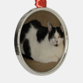 ソファの上の猫 メタルオーナメント (右)