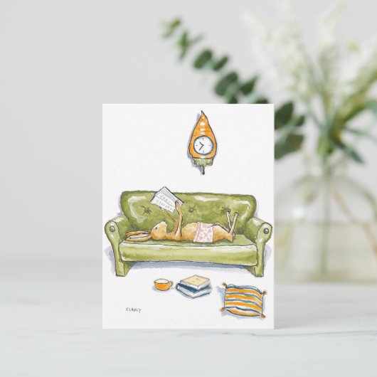 ソファはがき上のウサギ ポストカード (スタンド正面)