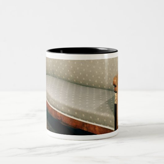 ソファー、Biedermeierのスタイル、c.1820 ツートーンマグカップ (中央)