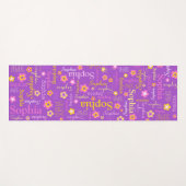 ソフィアの花の名前タイポグラフィ紫 ヨガマット (正面(横))