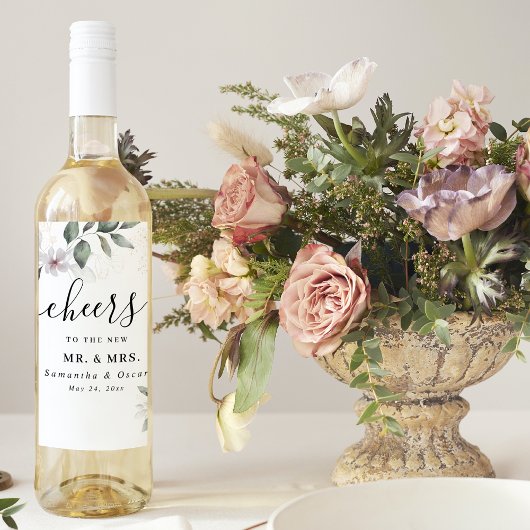 ソフトなグリーンの水彩画の葉と花 | ゴールド ワインラベル