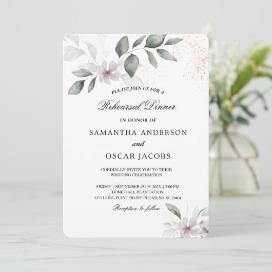 ソフトなグリーンの水彩画の葉と花 | ゴールド 招待状 (スタンド正面)