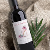 ソフトなバーガンディピンクのハイヒール フラワーブライダルシャワー ワインラベル