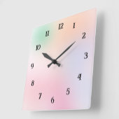 ソフトなパステルピンクと青と緑のぼやけ スクエア壁時計 (傾斜)