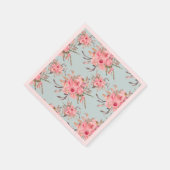 ソフトなピンクの花が淡い青の背景に スタンダードカクテルナプキン (角)